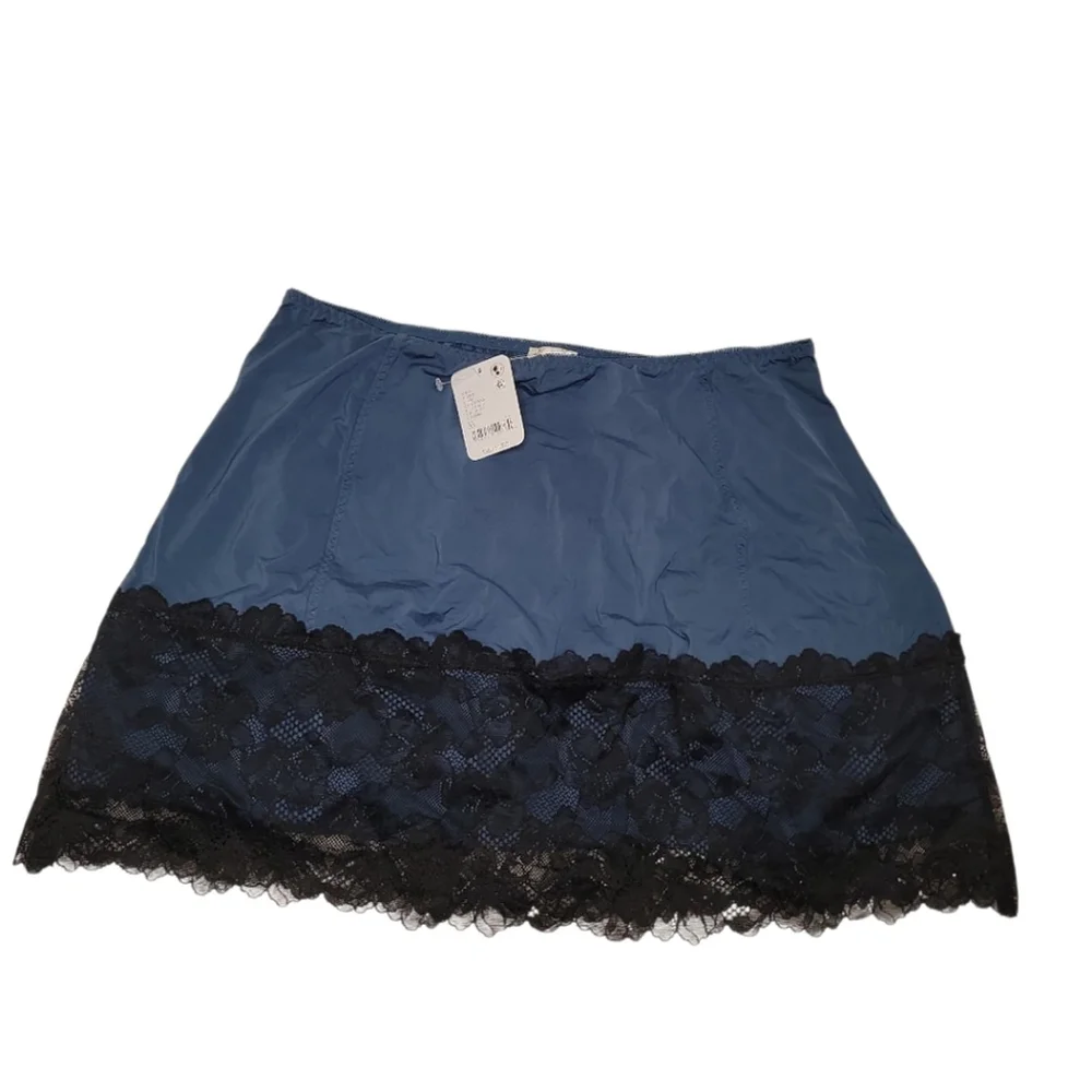 NWT $50 FREE PEOPLE INTIMATELY Party Crashers Half Slip XS Navy Combo FP